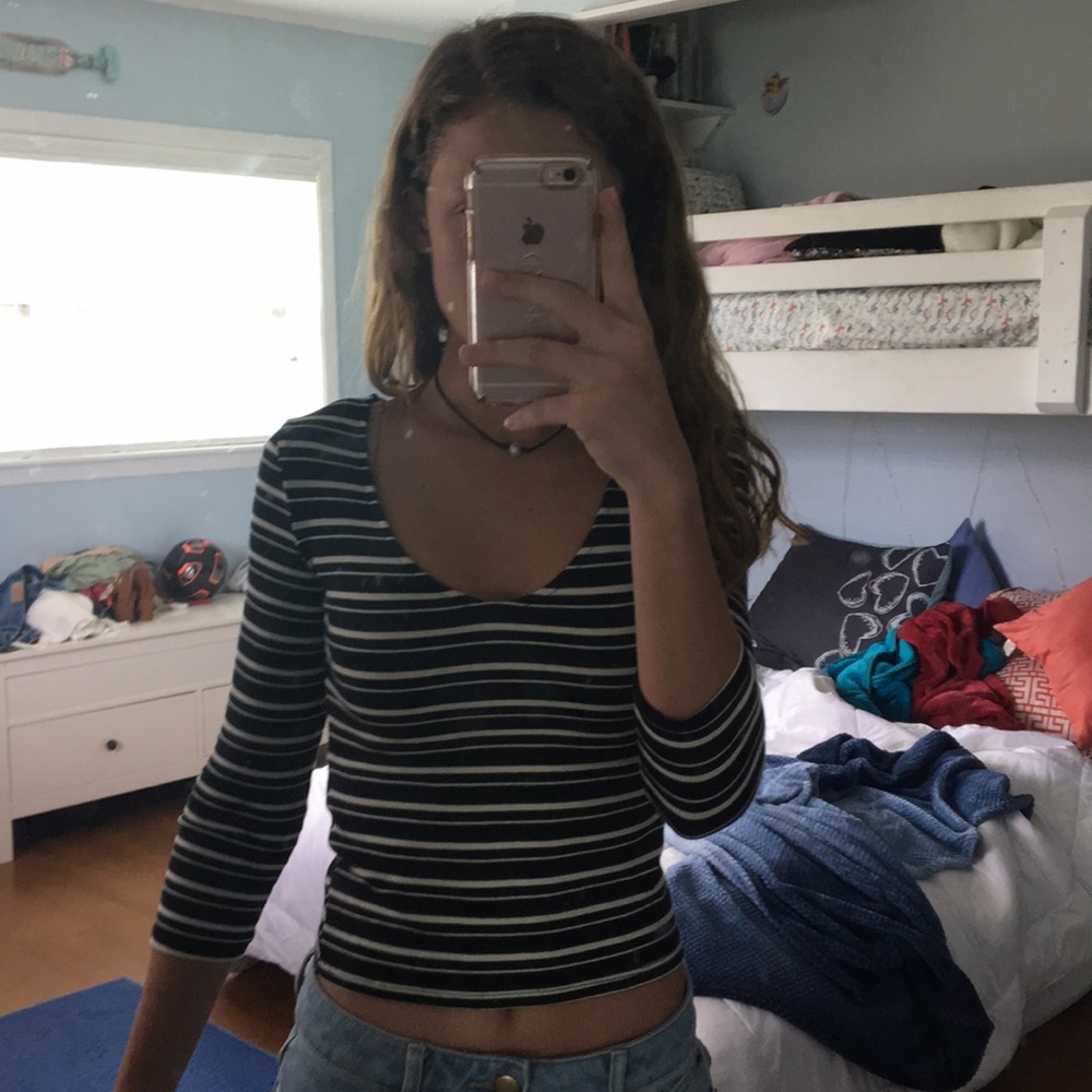Striped cropped top - Picture 3 of 3